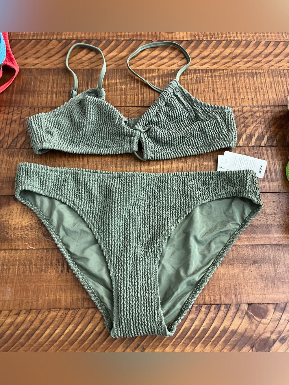 NWT Aerie FULL SET Shimmery Crinkle Lace Up Top + Cheekiest Tie Bottom Olive 🫒 M - Picture 4 of 6